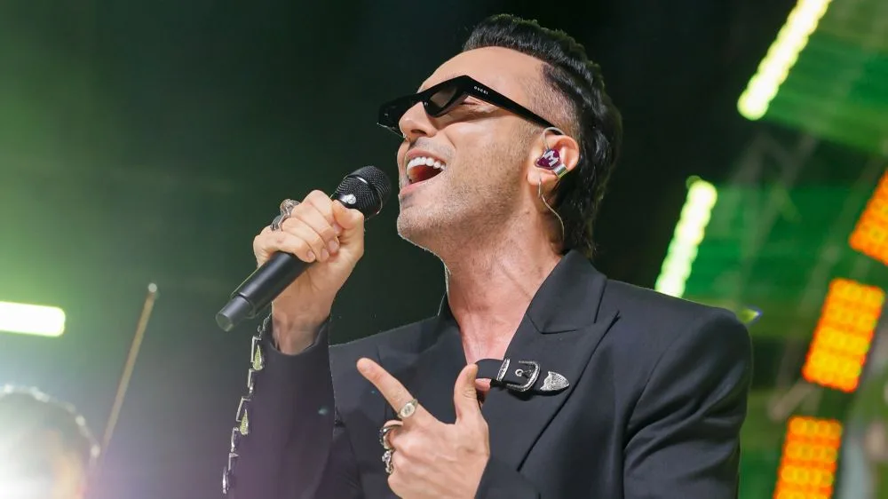 Mabel Matiz 2025’in Son Harbiye Konserinde Sahneyi Salladı