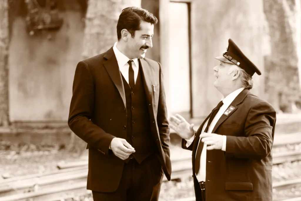 Yaş Farkı Gündem Oldu: Kenan İmirzalıoğlu Sessizliğini Bozdu